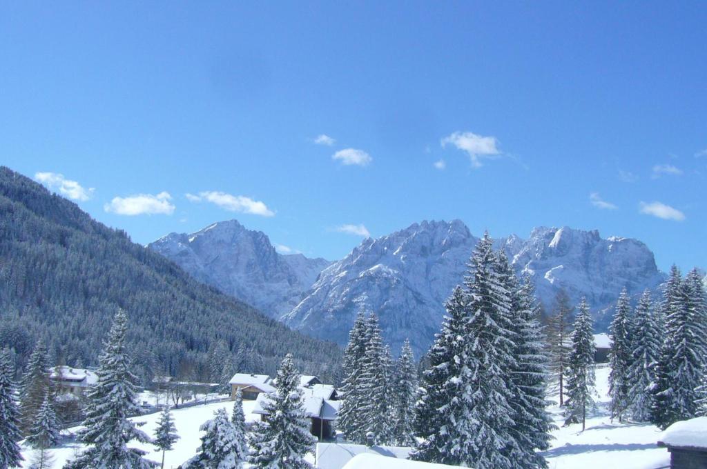 Готель Haus Rupitsch Winklern  Екстер'єр фото